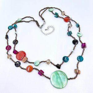NWOT - Multicolored Dyed Shell Pendant Bronze Beaded Silver Tone 20” Necklace